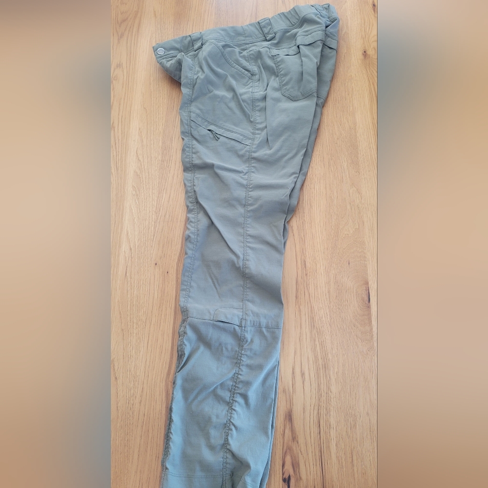 Women's Duluth Trading Green Athletic Pants